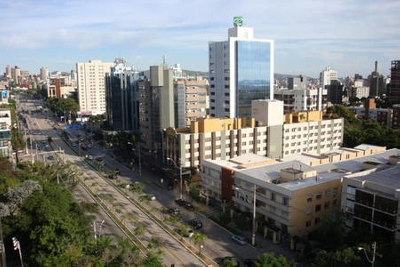Hospedagem domiciliar 3 - Avenida Carlos Gomes *
